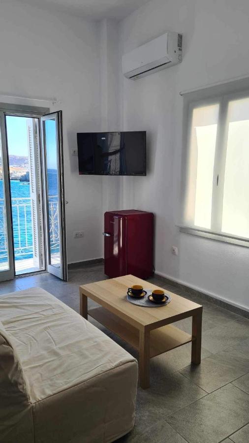 Seaside Serenade 1, Suite Ermoupoli Exterior foto
