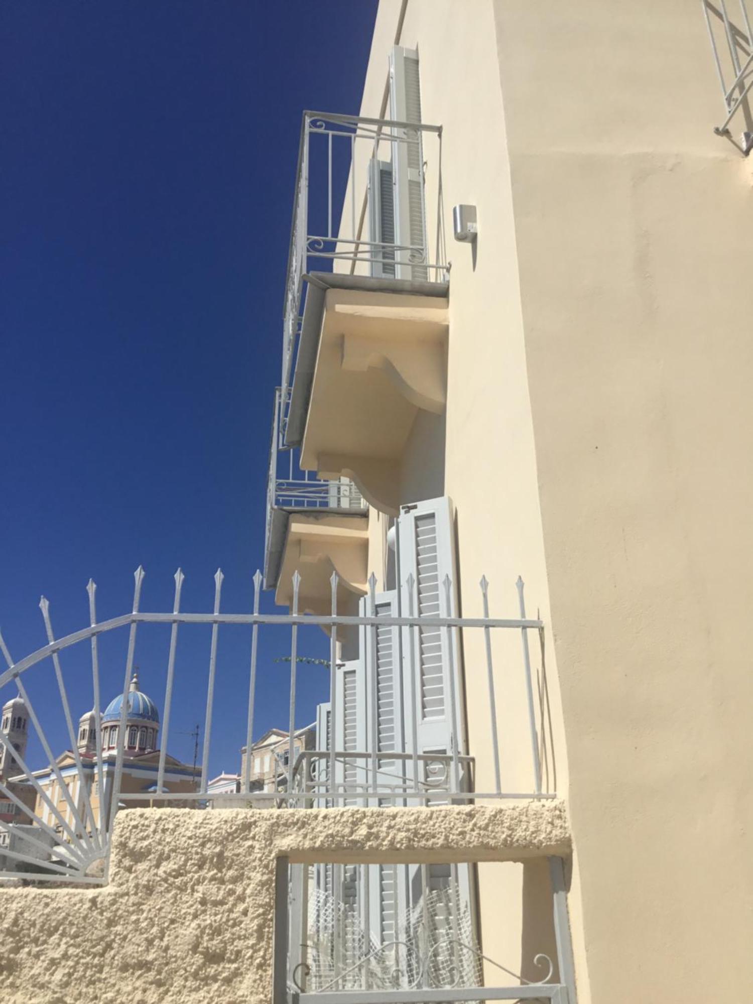 Seaside Serenade 1, Suite Ermoupoli Exterior foto
